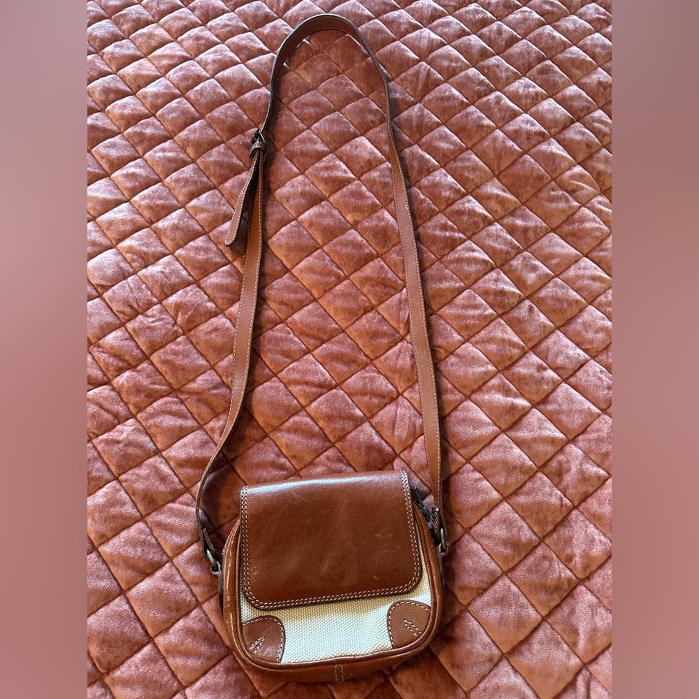 Vintage Country Road Australia Brown Leather Crossbody Bag
